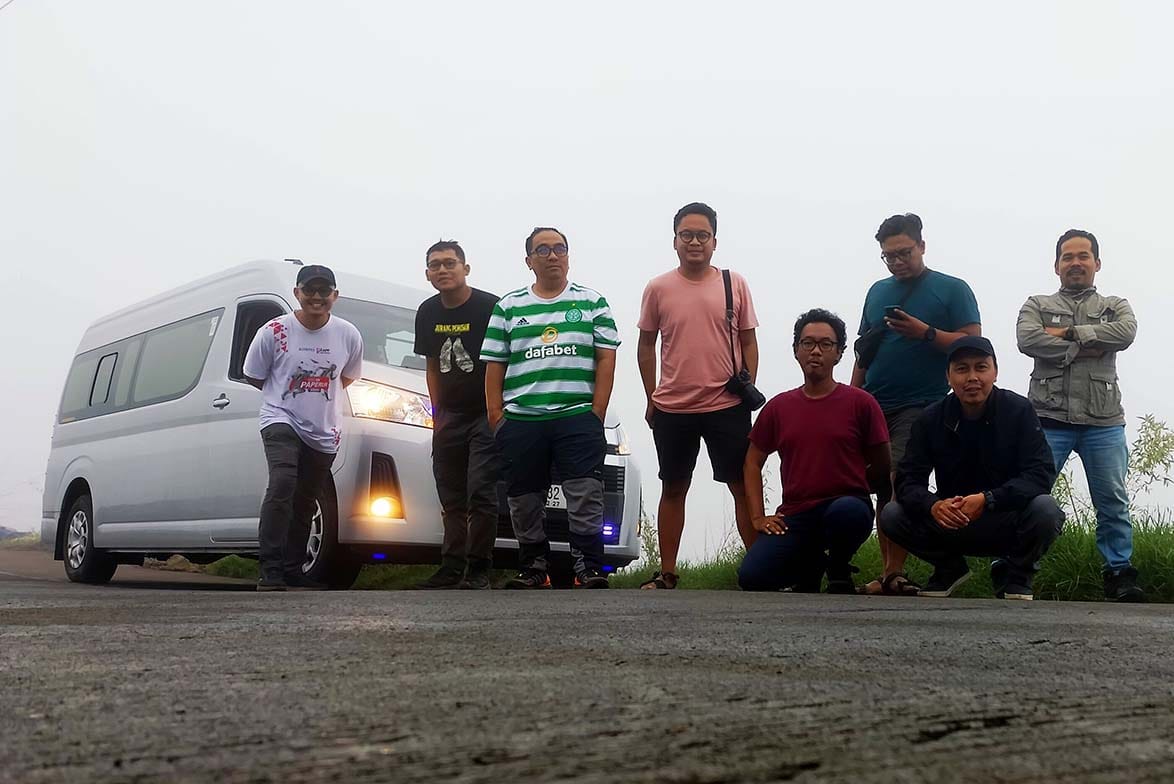 Sewa Hiace Kota Pekanbaru