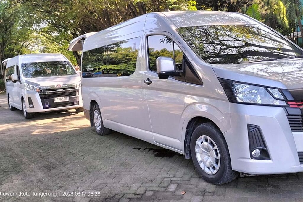 Sewa Hiace Medan Satria