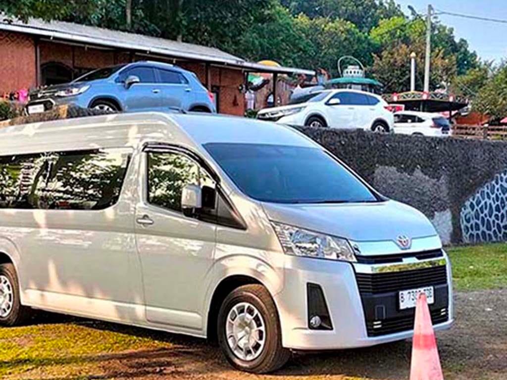 Sewa Hiace Sukasari Tangerang