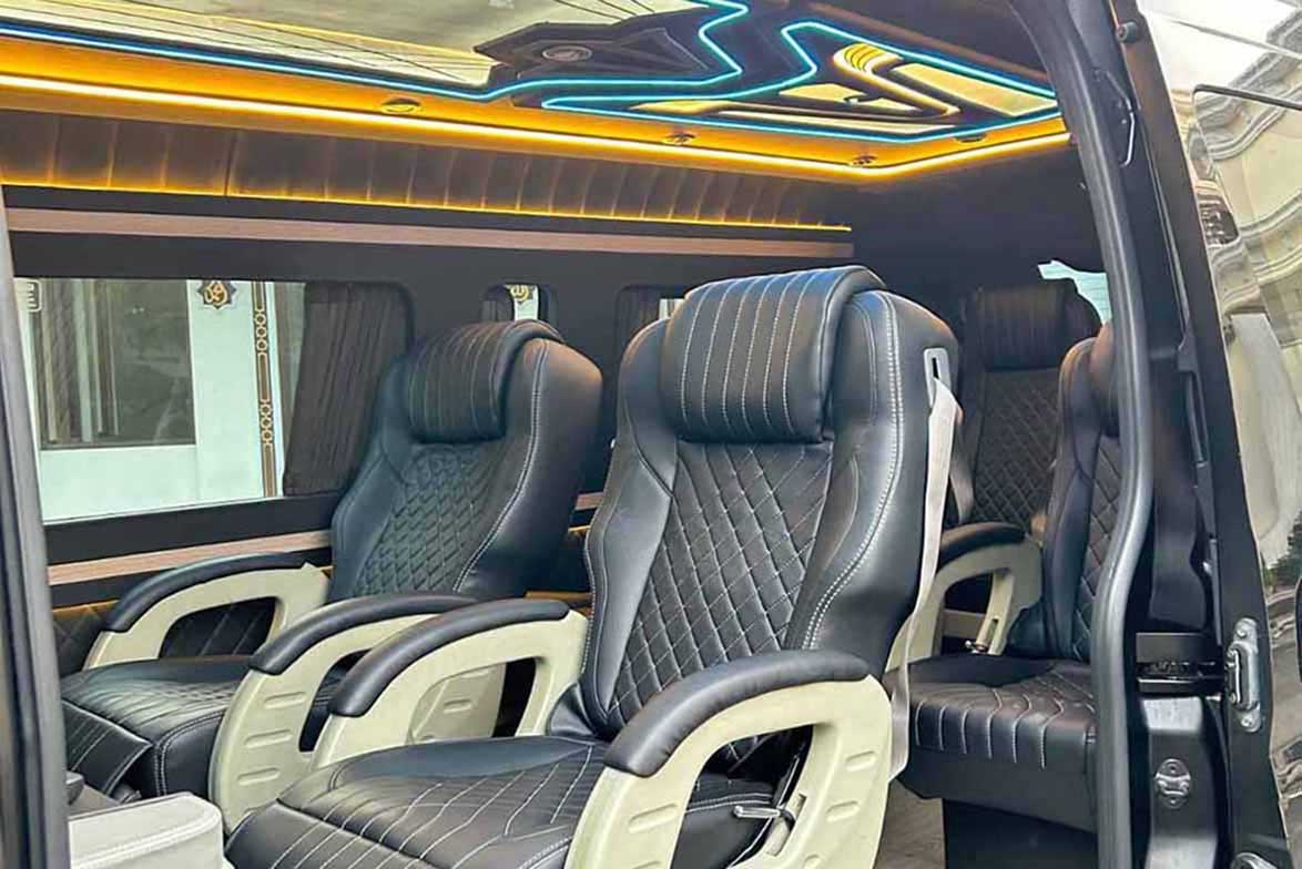 Sewa Hiace Luxury Bogor