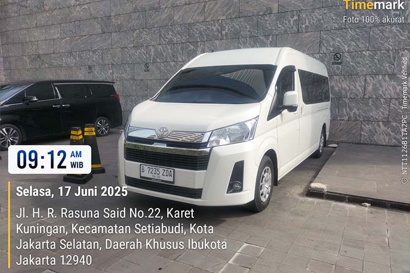 Sewa Mobil Hiace Kenari