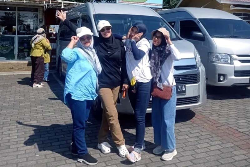 Sewa Hiace Jakarta Utara
