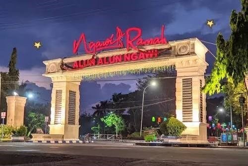 Sewa Hiace ke Ngawi Jawa Timur Perjalanan 4 Hari PP
